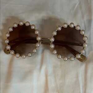 Lele Sadoughi Pearl-Embellished Elton Sunglasses With Case